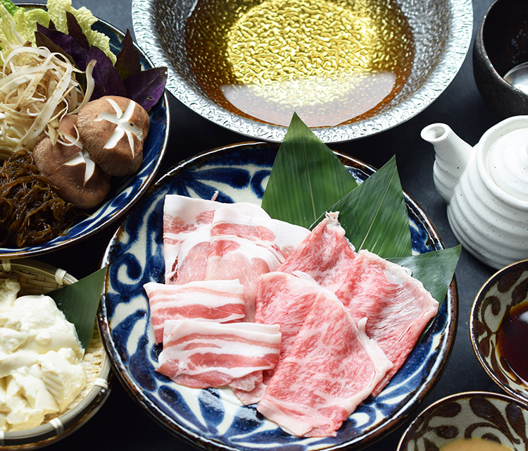 うちなー料理としゃぶしゃぶの店 花つづみ